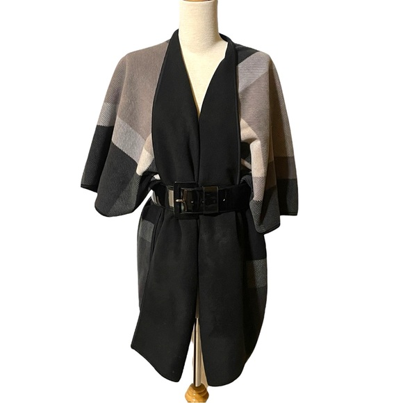 Plaid IKE BEHAR Reversible Wrap Shawl Black Grey White Tan Perfect For Fall - Picture 4 of 11